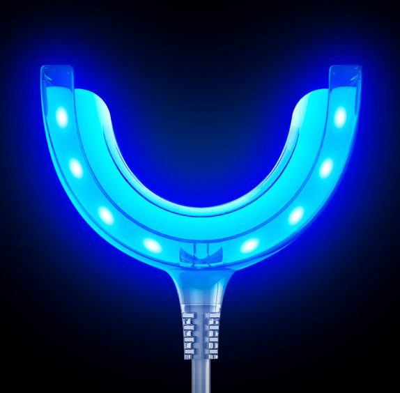 Прибор для отбеливания зубов Yamaguchi Light Teeth Whitening Kit купить в Москве