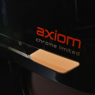 Массажное кресло YAMAGUCHI Axiom Chrome Limited